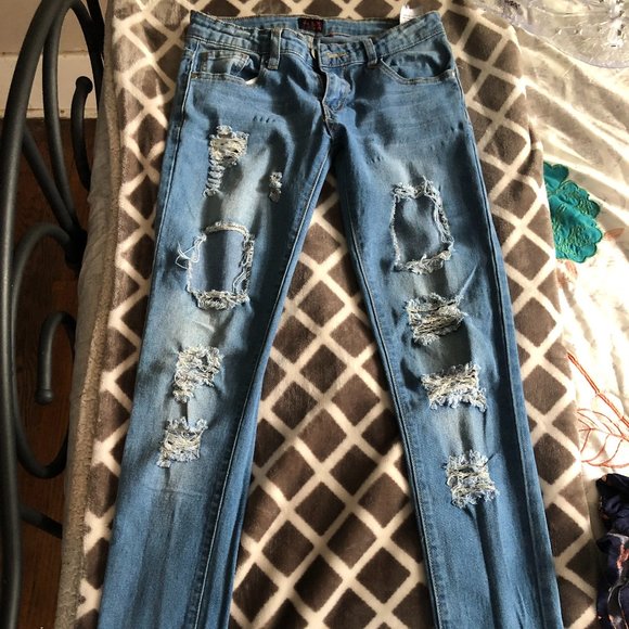 Lime Tree JJ Yak, Size 5, Light Blue Ripped Jeans - Picture 1 of 5